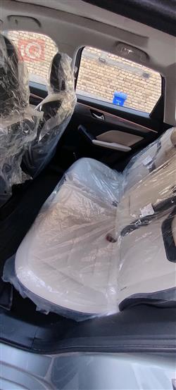 هەڤاڵ جۆلیۆن